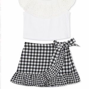 Baby 2-piece ruffle top & Gingham Print Skort Set